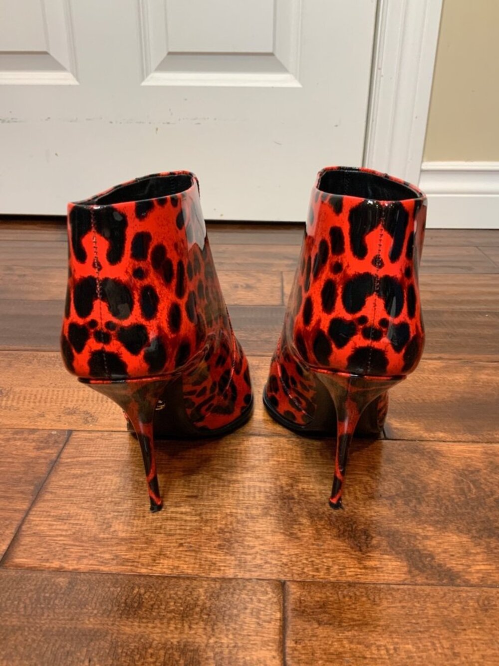 Dolce&Gabbana D&G Red & Black Leopard-Print Pointed Ankle Booties Size 10.5 | 41 - Picture 4 of 8